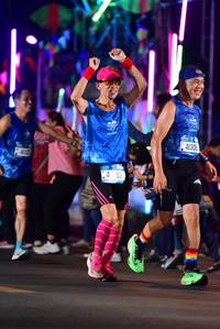BIB: 41123, 403, 41306
                            <button type="button" onclick="openModal(20748618)" class="btn btn-primary btn-sm float-right btn-popup" data-toggle="modal" data-target=".modal-high-quality">
                        <i class="fas fa-shopping-cart"></i> Add to Cart
                    </button>
                                            <button type="button" onclick="isThisMe(20748618, true)" class="btn btn-success btn-sm float-right btn-popup btn-isme hidden" data-toggle="tooltip" data-placement="bottom" title="นี่คือรูปของคุณใช่ไหม คลิกที่นี่เพื่อเอาเข้าอัลบั้ม">
                        <i class="fas fa-plus"></i> Add to album
                    </button>
                    <button type="button" onclick="isThisMe(20748618, false)" class="btn btn-warning btn-sm float-right btn-popup btn-isnotme hidden">
                        <i class="fas fa-ban"></i> Remove from album
                    </button>